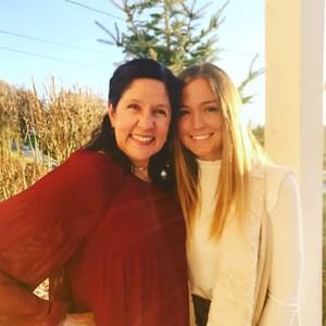 Meet your Posher, Lauren